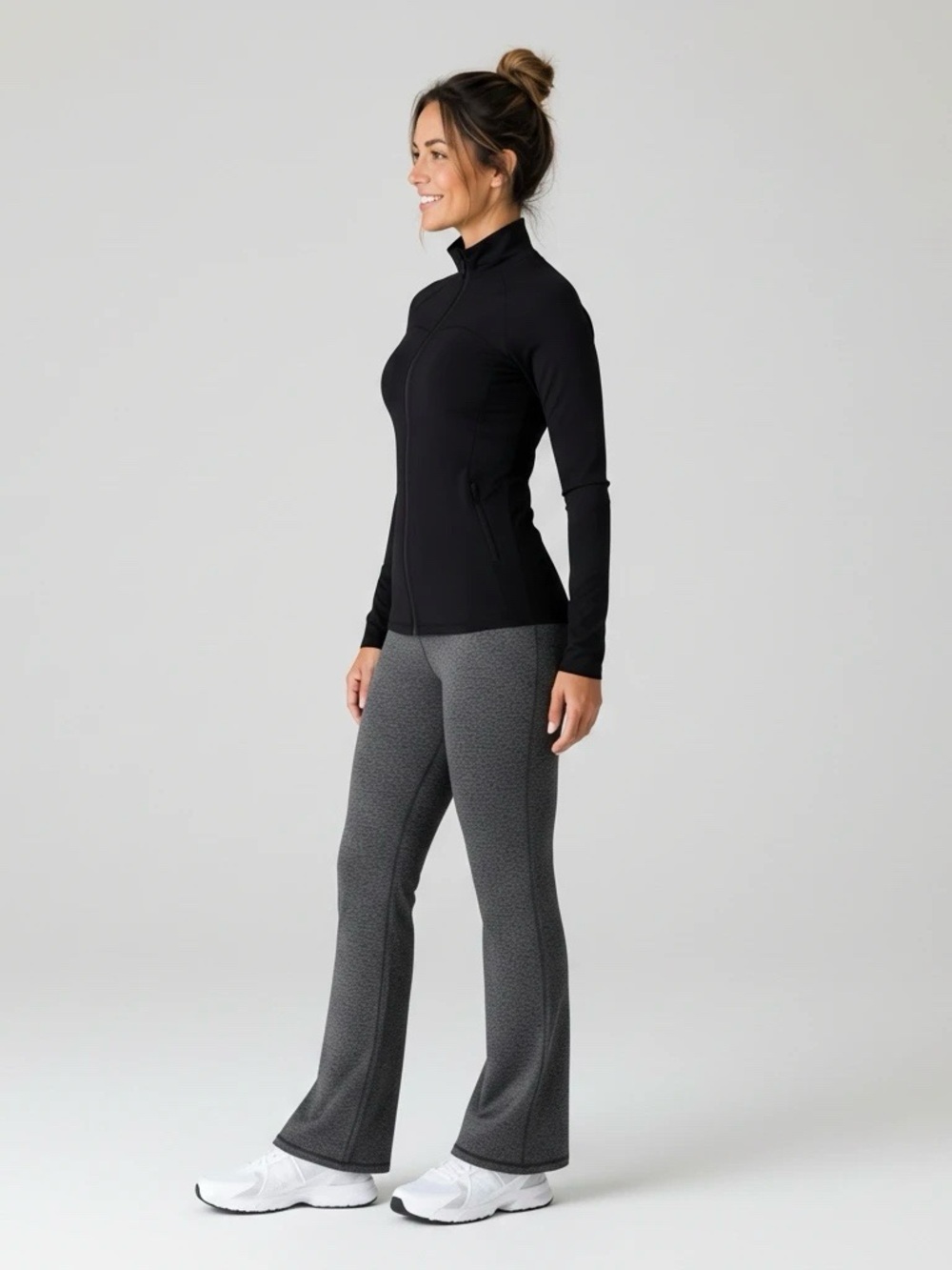 Cloud + Women’s Charcoal Gray High Waist Flare Leggings Yoga Pants – Size M NWT